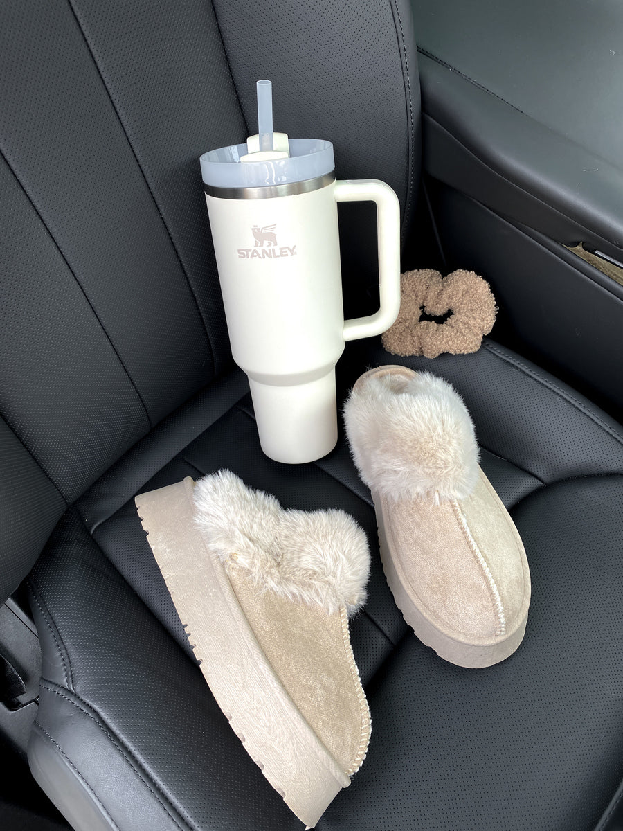 Kelly Comfy & Chunky Faux Fur Slippers